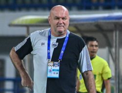 Pelatih Persib, Bojan Hodak, Incar Jordi Amat, Asnawi, dan Saddil untuk Musim Depan